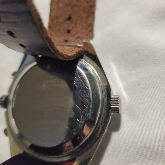 Watch - Picture 6 of 8